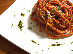 300px-Spaghetti_all%27_arrabbiata.jpg